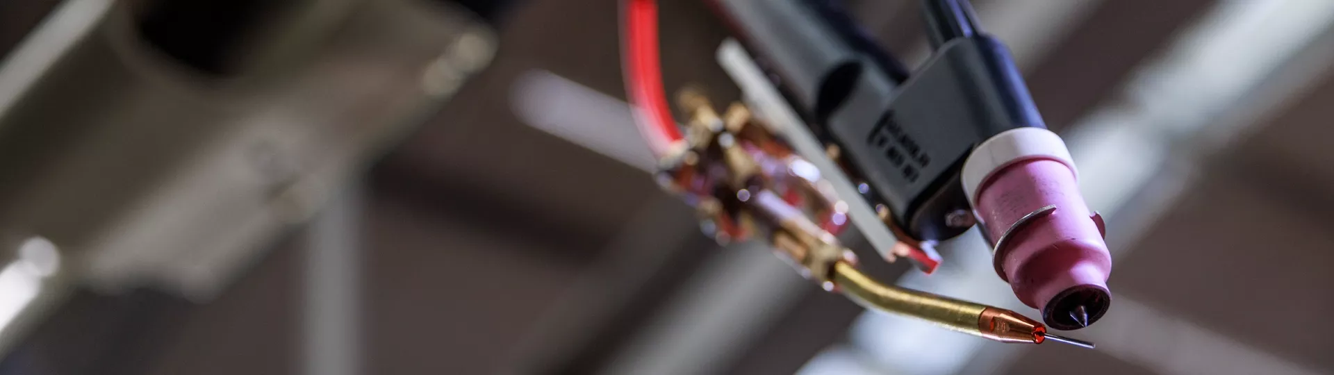 Robotics welding torch