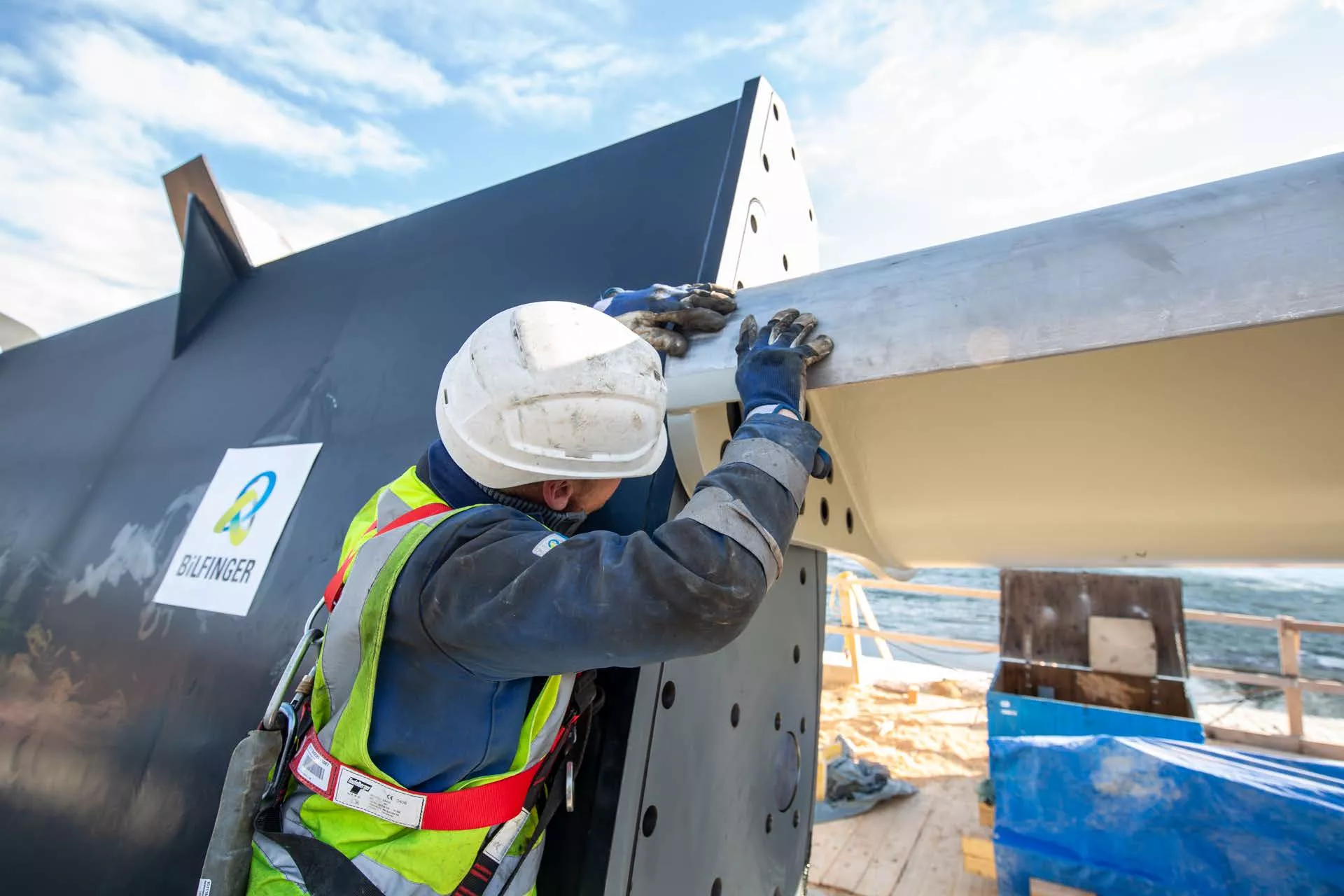 Bilfinger worker