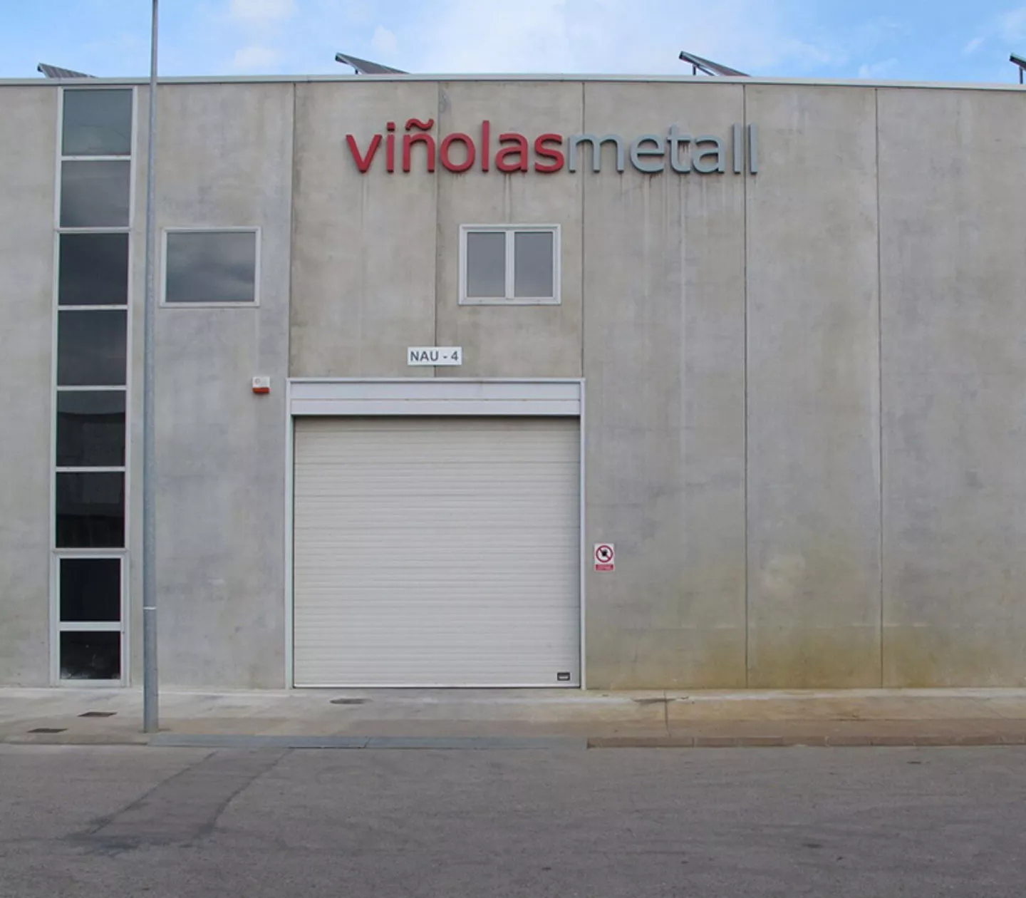 Building of the Viñolas Metall company 