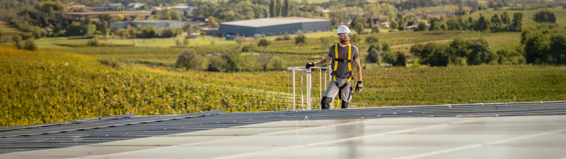 Rooftop modules in front of installer